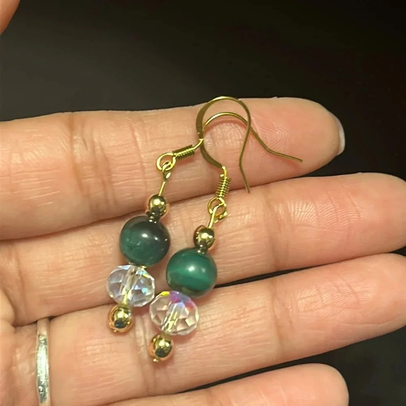 Handmade Jewelry - 💚 Handmade malachite & gold tone hematite earrings ✨
